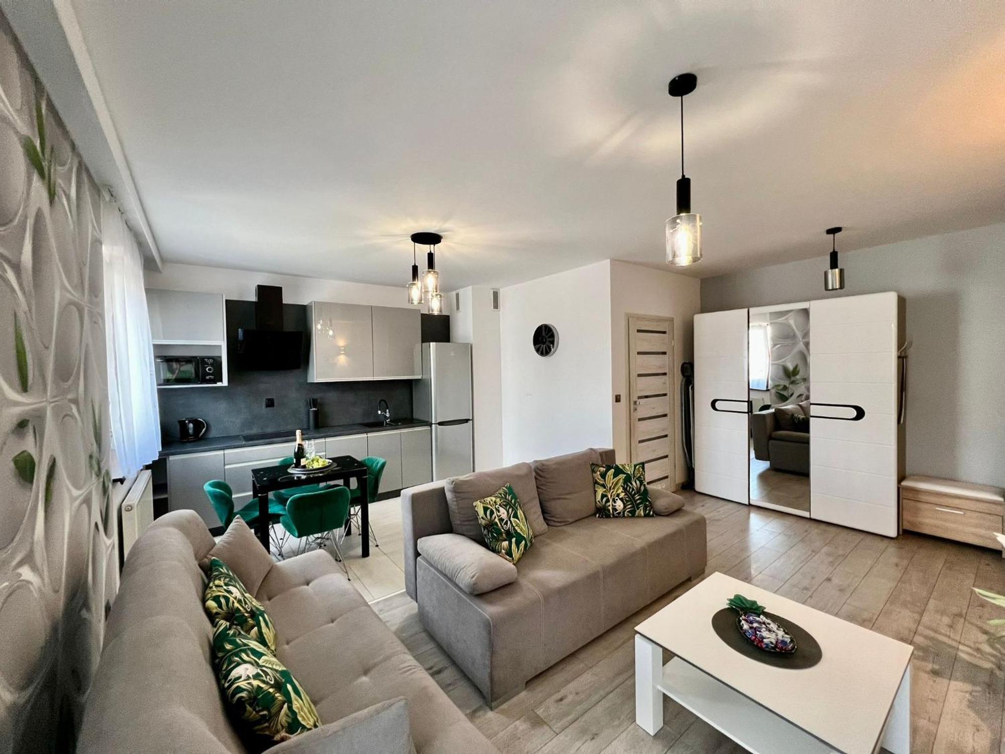 Apartament Eva 2 Jelenia Góra Buitenkant foto
